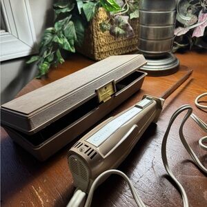 Carvemaster” electric carving knife by Roto-Broil vintage